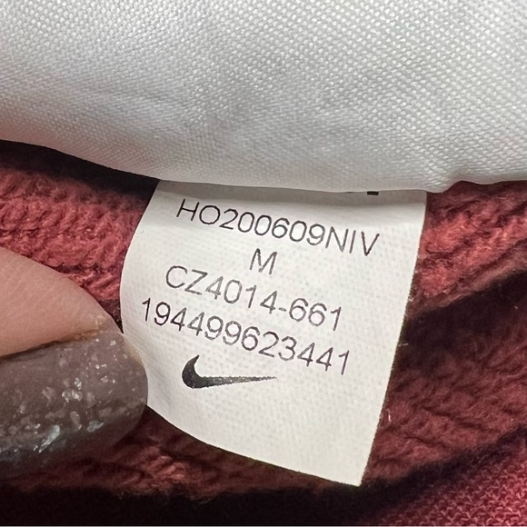 Nike Sportswear Air Hoodie Logo Strip in Maroon - Picture 8 of 8